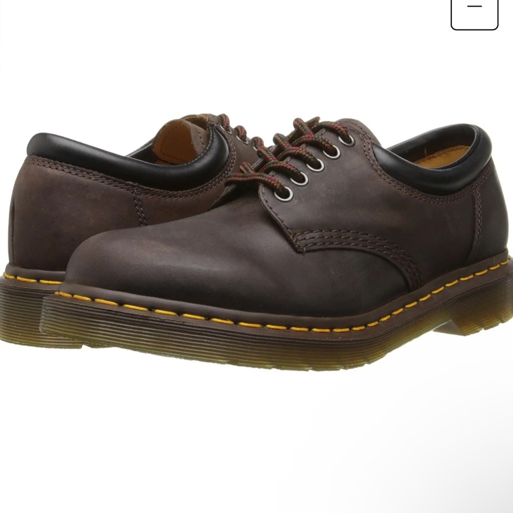 Dr. Martens 8053